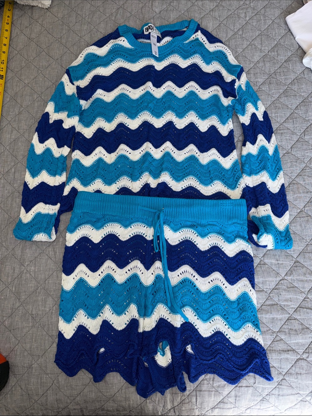 Beach Riot shorts set - Picture 2 of 14